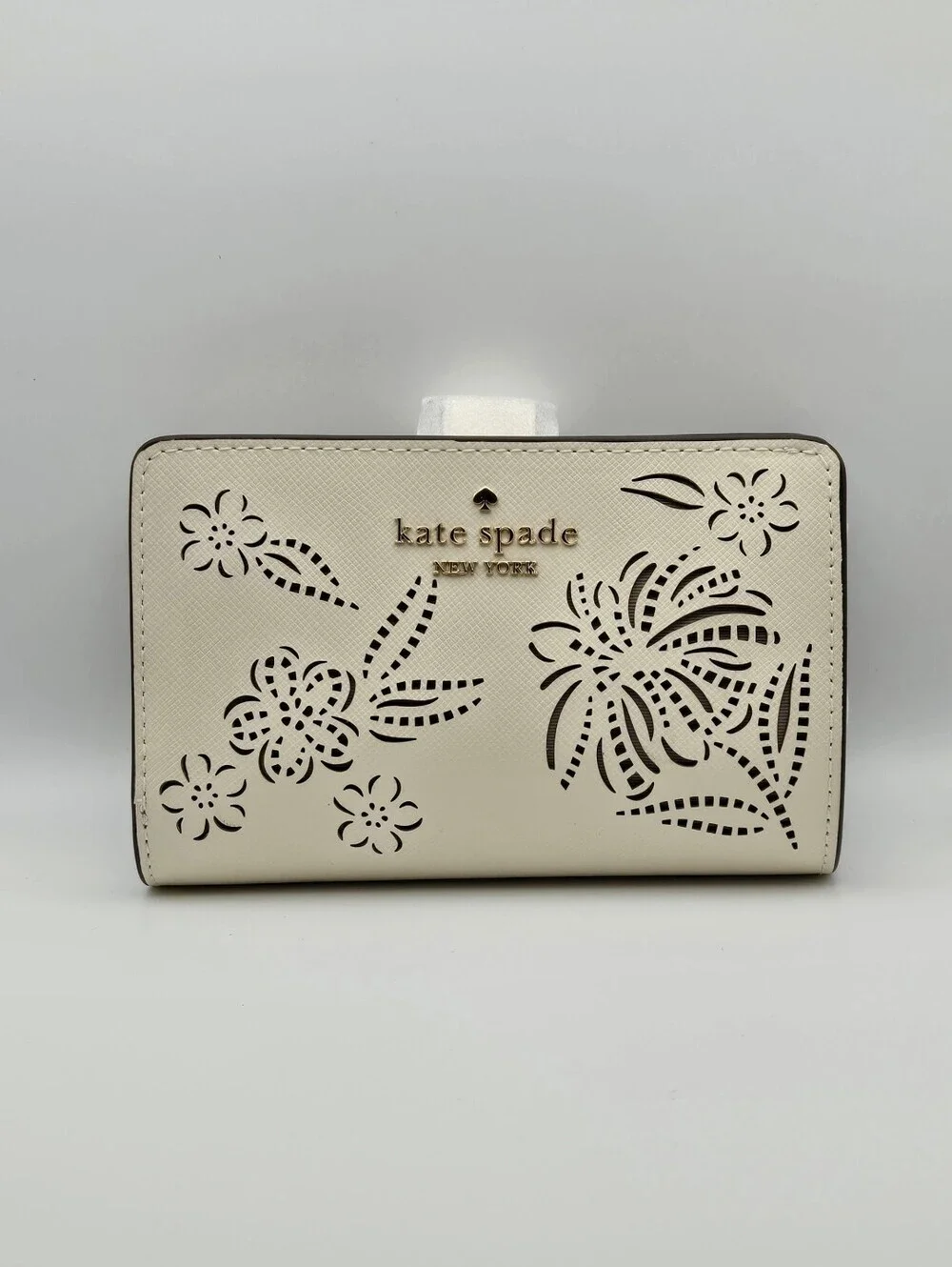 kate spade NIB Madison Medium Compact Bifold Wallet In Meringue